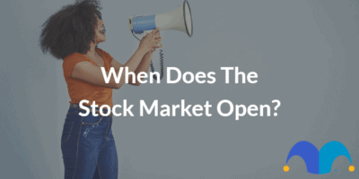 Woman with microphone with the text “When Does the Stock Market Open” and The Motley Fool jester cap logo